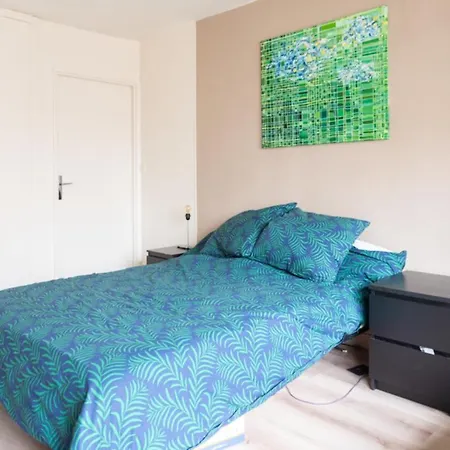 Charming Studio Near Pere Lachaise Apartment Paris